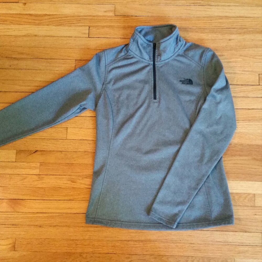 North Face Women's Tech Glacier 1/4 Zip Sz Small